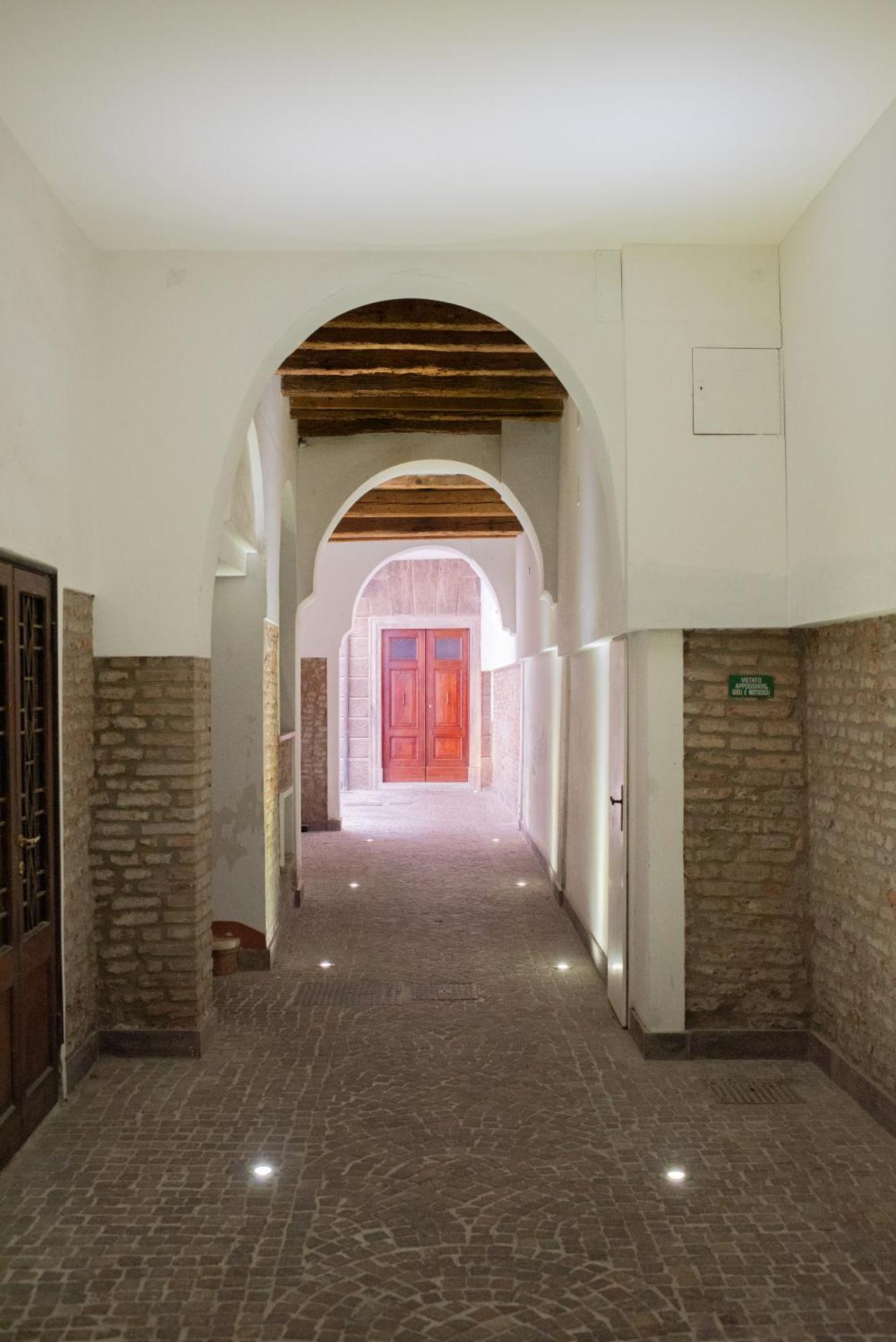 Appartamento Corte Degli Estensi, Romantica Mansardina